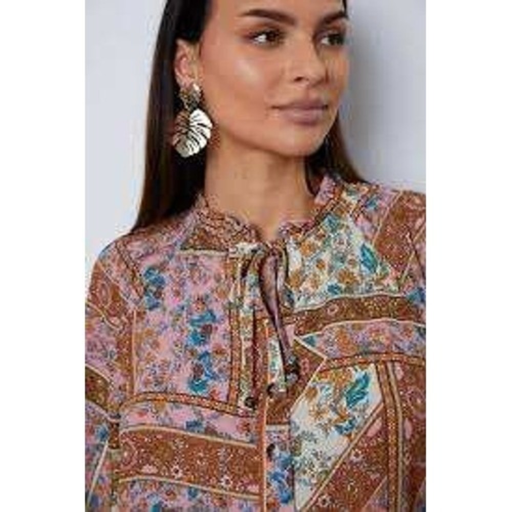 Bohemian Patchwork Blouse • Size M  • Pink Multi • Floral Ruffle Peasant Top NEW
